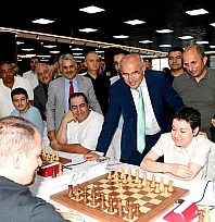 9'uncu Uluslararası Altın Kayısı Satranç Turnuvası başladı