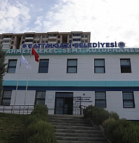 Ahmet Kekeç Semt Kütüphanesi KPSS öğrencilerinin gözdesi oldu
