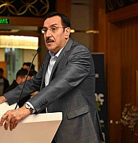 'Muhalefet yapılmayan hizmetlerle övünmeye çalışıyor'