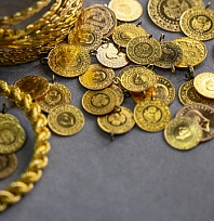 Altında dalgalanma devam ediyor: Çeyrek, gram ve yarım altın ne kadar oldu?