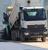 Asfalt çalışmaları devam ediyor