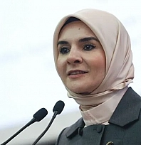 Bakan açıkladı! Kimlik kartları teslim edilmeye başlandı!