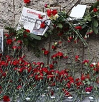 Bakan Gürlek, Uğur Mumcu'nun ailesiyle görüştü