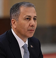 Bakan Yerlikaya: Uçağın enkazına ulaşıldı