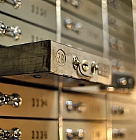 Bankalardan 2025 Kiralık Kasa Zammı: Fiyatları Cep Yakacak!