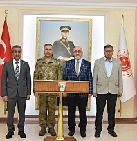 Başkan Dumandağ, Kolordu Komutanı Durmaz ile bir araya geldi