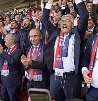 Başkan Hallaç'tan Kahta02 Spor için güçlü destek çağrısı