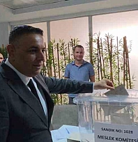 Başkan Sadıkoğlu, oyunu kullandı