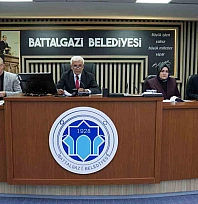 Battalgazi'de yol bakım ve asfalt çalışmaları hız kesmiyor
