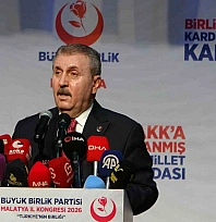 'Deprem bölgeleri ayağa kalkıyor, devletimiz güçlüdür'