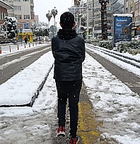 Belediye ekipleri karla mücadelede 24 saat görev başında