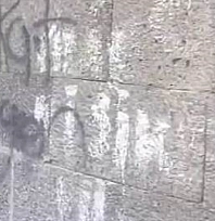 Binlerce yıllık surlara gelişigüzel yazılar yazdılar