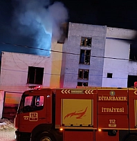 Boş evde korkutan yangın