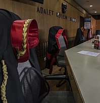 Boşanma aşamasındaki eşinin doğal gazını kapattıran kocaya 3 gün zorlama hapsi