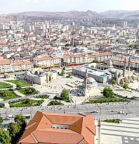 Çekirdek aileler küçülüyor: Yalnız yaşayanların sayısı günden güne artıyor...