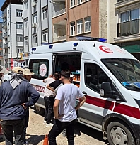 Çelik halata elini sıkıştırdı