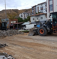 D-300 kara yoluna sıcak asfalt çalışması başladı
