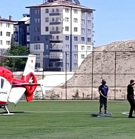 Malatya'da zamana karşı yarış: Kalp krizi geçiren hasta hava ambulansıyla sevk edildi