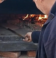 Darende'de tandır geleneği ev fırınlarında yaşatılıyor