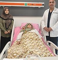 Dizinde taşlaşmış 24 kitleyle 15 yıl yaşadı! Aynı anda iki ameliyat oldu…