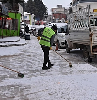 Doğanşehir'de kar etkili oldu