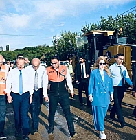 Vali, belediye başkanı, milletvekili Doğanyol'u gezdi