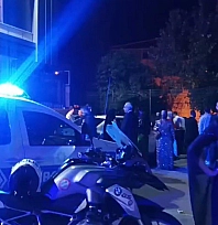 Düğün salonunda çıkan kavgada 2 kişi yaralandı