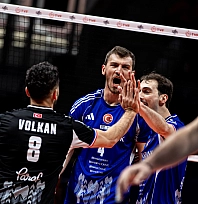 Efeler Ligi: Halkbank: 2 - Gaziantep Gençlik Spor: 3
