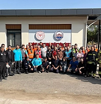 Ekiplerin deprem tatbikatı gerçeği aratmadı