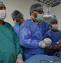 El cerrahisinde bölgenin kalbi Malatya'da atıyor: 25 yıllık tecrübeyle binlerce başarılı ameliyata imza attılar