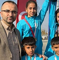 Elazığ kros takımı bölge şampiyonu oldu