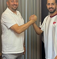 Elazığspor Onur Eriş'le sözleşme imzaladı