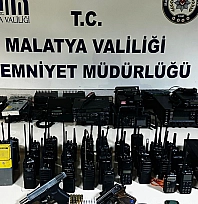 Ellerinde telsizle dolaşıyorlardı: Malatya'da sahte polislere operasyon…