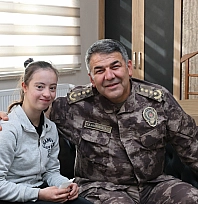 Emniyet müdürü Karaburun, okul önlerindeki uygulamaları denetledi