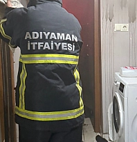 Ev yangını yürekleri ağza getirdi