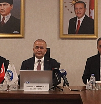 FKA Dönem Başkanlığı Vali Yavuz'a devredildi