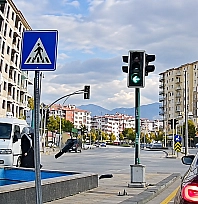 Fren sesini duyan neye uğradığını şaşırdı: İki kadın ölümün eşiğinden döndü!