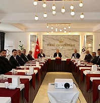 FÜ paydaşları ile bir araya geldi