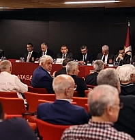 Galatasaray divan kurulu toplantısını yarın yapılacak