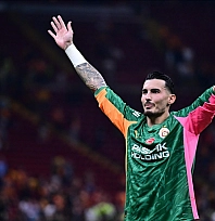 Galatasaray taraftarlarına kötü haber! 2-3 hafta sahalarda olmayacak!