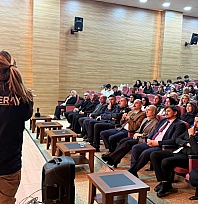 Gençler tehlikeye karşı bilgilendirildi