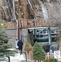 Günpınar Şelalesi ziyaretçilerin akınına uğradı