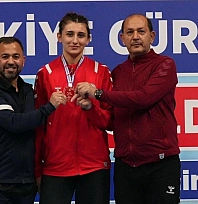 Güreşte Türkiye Şampiyonu oldu