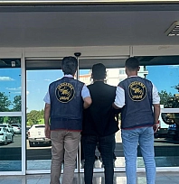 Hırsızlıktan aranan şahıs yakalandı