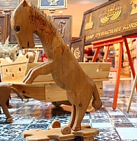 Hükümlü çocukların eserleri sergilendi