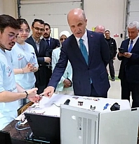 İlk yılında 30 bin mezun verdi...YÖK, 2026'nın en çok ilgi gören geleceğin mesleklerini listeledi| Kontenjanlar tam 4 kat artırıldı