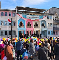 İlkokul öğrencileri bando takımı ile eğlendi