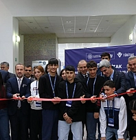 Malatya'da 100 eserlik sergi kapılarını açtı