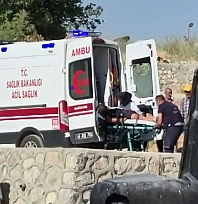 Malatya'da kafasını iş makinesinin camına çarpan operatör hastaneye kaldırıldı