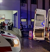 İşçilere araç çarptı: 1'i ağır 2 yaralı
